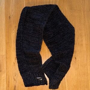 Barefoot Dreams Cozy Chic Black Scarf